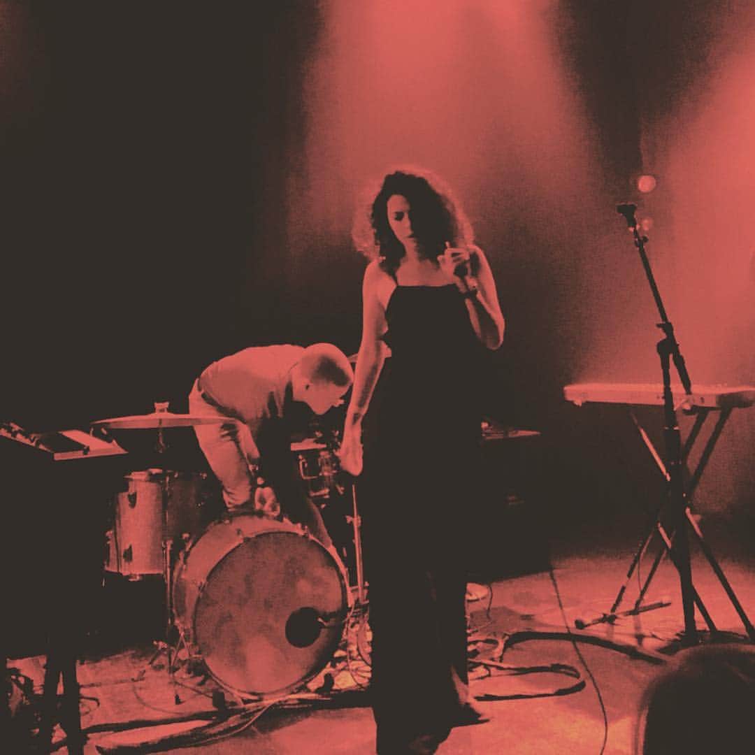 Superhumanoidsのインスタグラム：「LA 🌴 in one week we hit the beautiful @elreytheatre for the last show of our fall tour • it's a bit of a homecoming after being gone for a month, an album release celebration for our new record #DoYouFeelOK, and more than anything an opportunity for us to have a hell of a night together • were giving away two pairs of tickets today, just leave a comment with someone who you wanna roll out with to win ✌️ you can also skip the suspense and buy tix by clicking the link in our bio 😝」