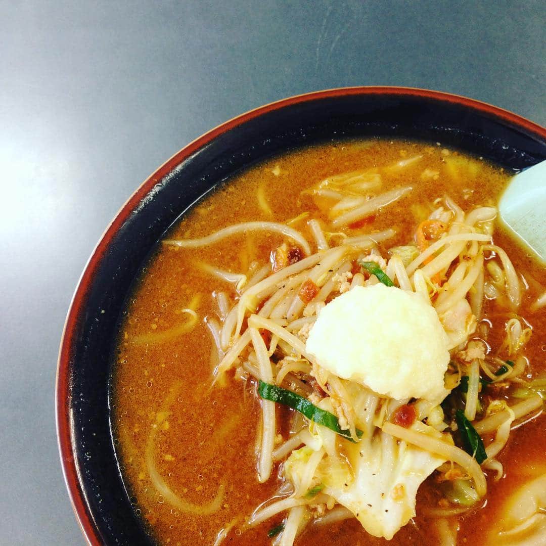 猫沢エミのグルメインスタ