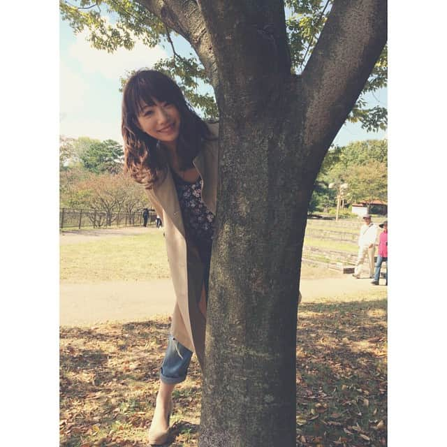 池田愛恵里さんのインスタグラム写真 - (池田愛恵里Instagram)「冷静に見たらなんか怪しい。笑 #鶴見緑地 #撮影日和」10月12日 21時01分 - ikeda_aeri