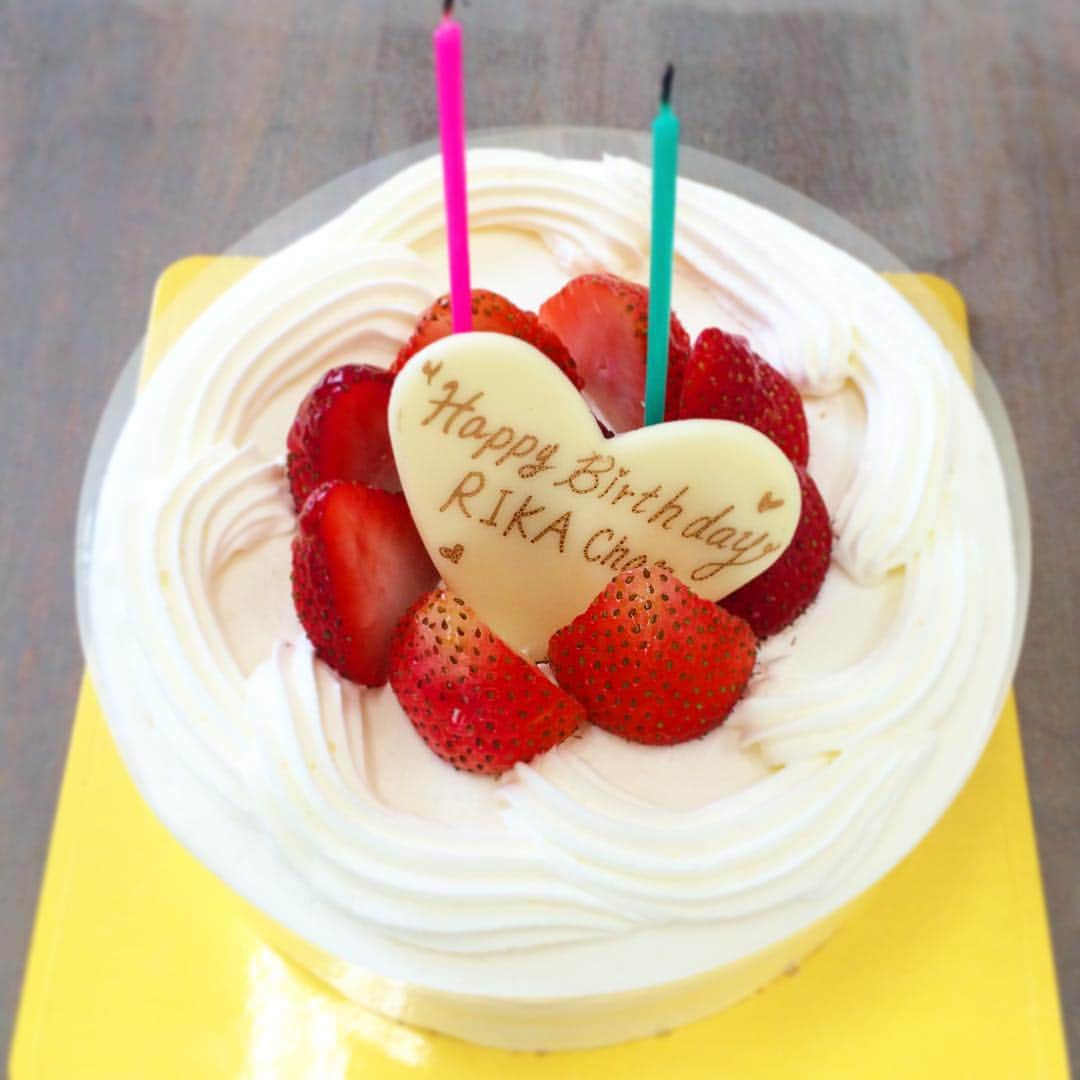 泉里香さんのインスタグラム写真 - (泉里香Instagram)「#happy ♡ ウィルセレクションの皆様からお祝いしていただきましたっ💕 いつもいつもありがとうございますっ( ♡ᴗ♡ )💕 #willselection#cake#birthday」10月19日 13時11分 - rika_izumi_