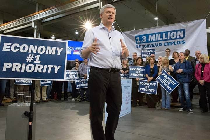 スティーヴン・ハーパーのインスタグラム：「Make no mistake – Justin’s job-killing tax hikes are the wrong direction for hard-working Canadian families.  Our Conservative Party has a positive plan to cut taxes, create jobs, and put more money in your pocket.  I need you go get out and vote for our Conservative Party today. Can I count on you?」