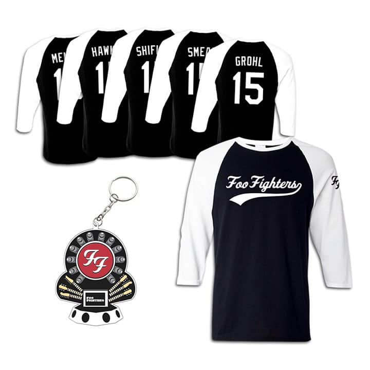 フー・ファイターズのインスタグラム：「Custom baseball shirts are now available to pre-order for a ltd time!  Orders END Oct. 25th at 8:59 PST.  Choose which band member to represent. Available in 3 color combinations... Shop here: shop.foofighters.com All online store orders over $30 will receive a FREE keychain (while supplies last)」
