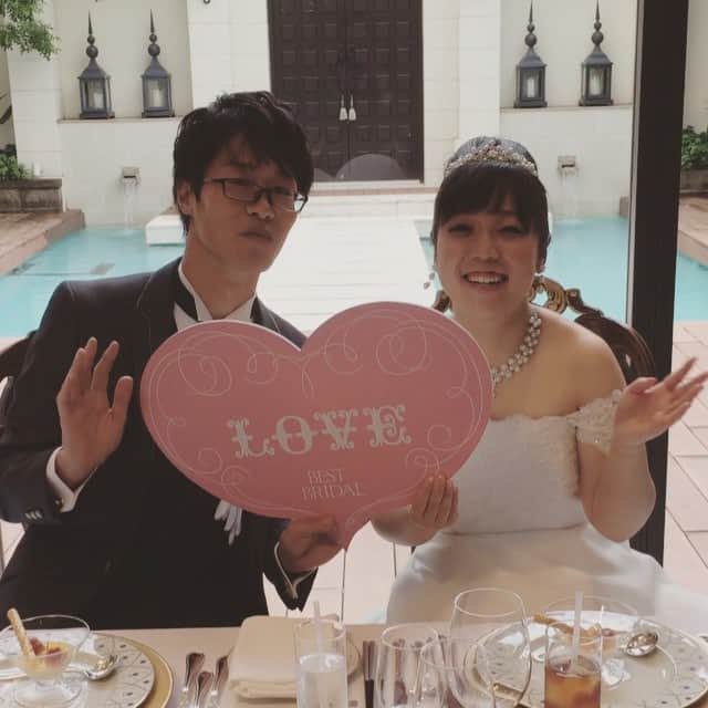 結婚しよう。プロジェクトのインスタグラム：「日本の結婚式を元気にしよう！ ぜひ幸せな新郎新婦をシェアしてください！  #結婚しようpj #ベストブライダル #プレ花嫁 #アートグレイス #happy #bridal  #love #cute #weddingphotography  #wedding」