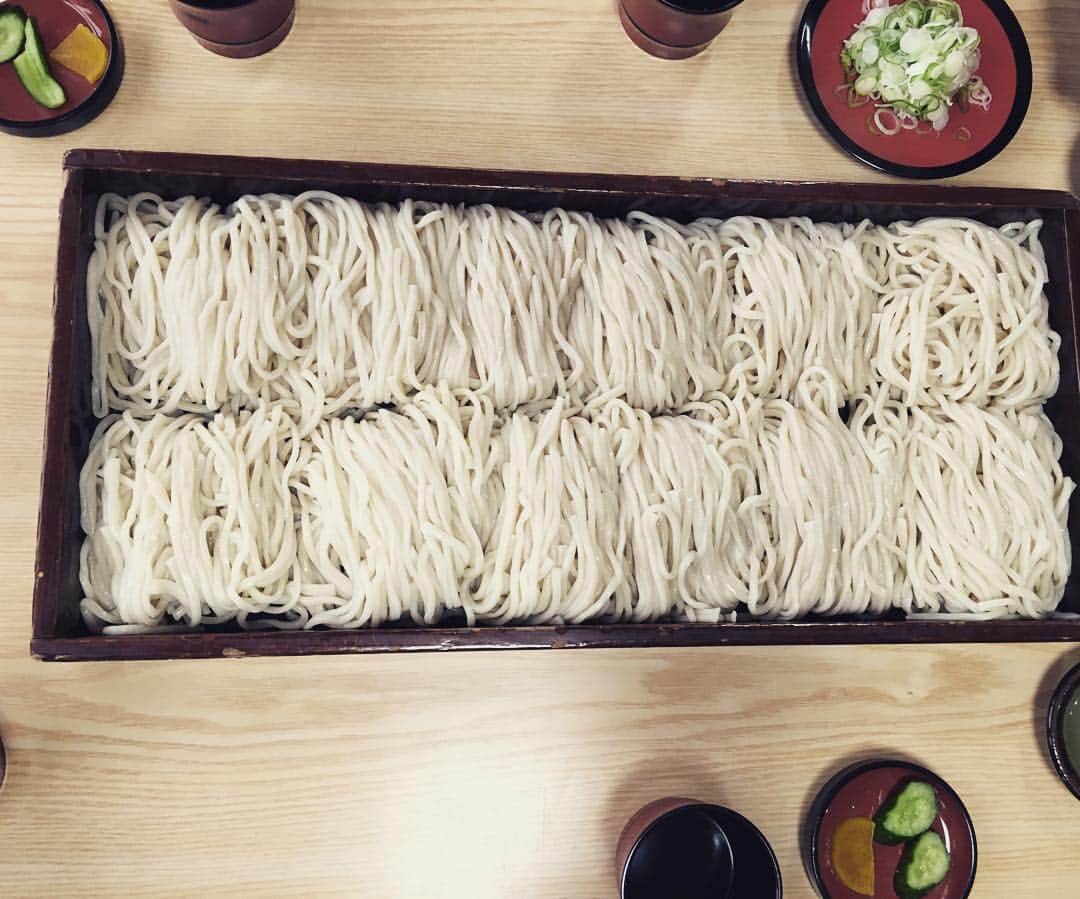 アンドー!さんのインスタグラム写真 - (アンドー!Instagram)「和がらしで食べる麦切り、 初めて食べました！🙏 #寝覚屋半兵衛 #麦切り #鶴岡」10月25日 13時15分 - ando_sax