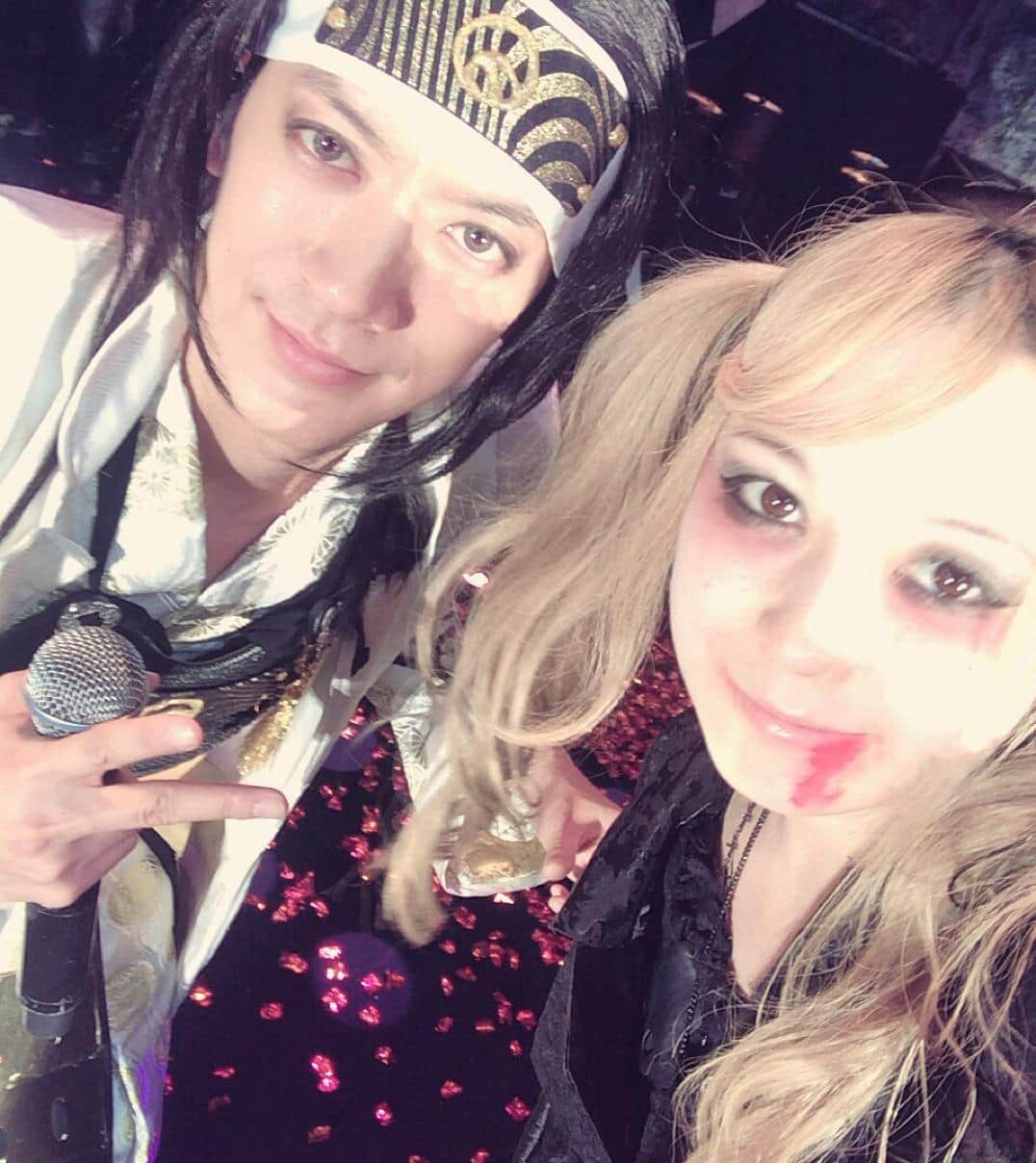 川瀬智子さんのインスタグラム写真 - (川瀬智子Instagram)「wiz DAIGOさん  #BREAKERZ #Tommyheavenly6 #HalloweenParty #vamps #10.24 #stage #selfie」10月26日 2時08分 - tommytomokokawase