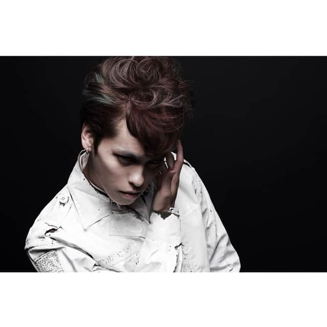 藤沢直希のインスタグラム：「Thank you always  @026mmm  #M #いつもありがとう #026 #classicgaragesalon #hair and #make #makeup #photoshoot」