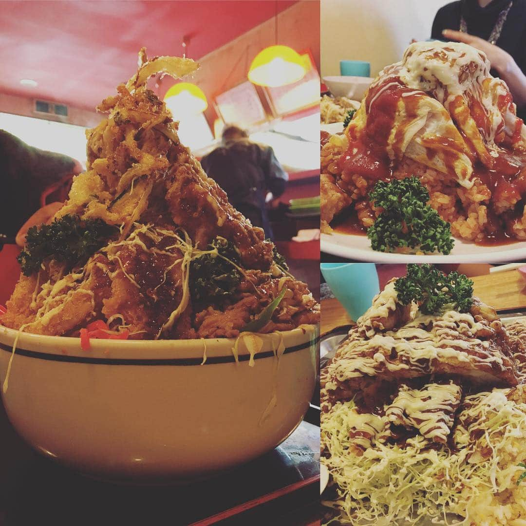 アンドー!さんのインスタグラム写真 - (アンドー!Instagram)「大盛りとかのレベル超え。 これで#ミニのっけ丼 #のんき #いわき #大盛り」10月30日 15時30分 - ando_sax