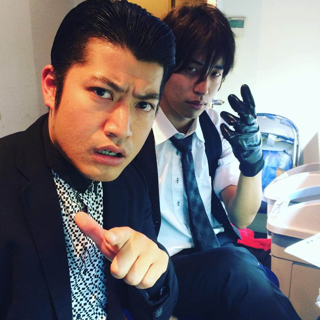 デッカチャンさんのインスタグラム写真 - (デッカチャンInstagram)「#Jランド #始まりましたー！ #長瀬智也 ？ と #松潤 いや #細潤 いや #ぬ〜べ〜 の #丸山くん でした。 #楽しんでいきましょう！」10月31日 0時08分 - dekkachan2003