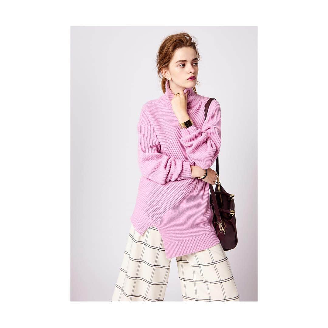ボルニーのインスタグラム：「Pink Collection  #borny#2015aw#autumn#winter#new#newin#pink#collection#fashion#import#select#bag#daniellenicole#runwaychannel」
