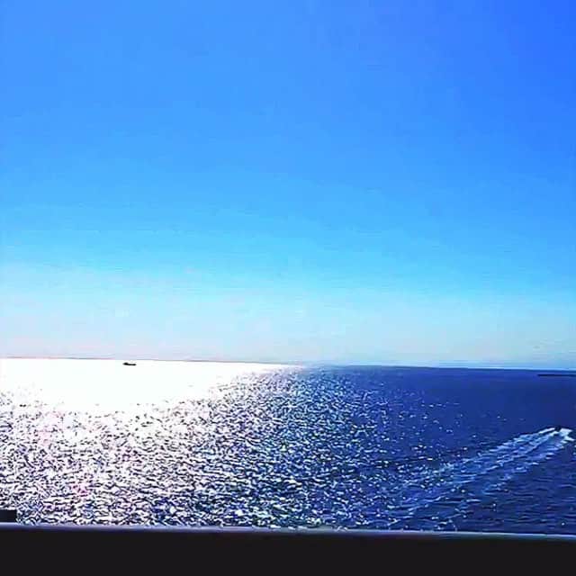 出浦寛子（HIROKO）のインスタグラム：「#vibbidi#sea#sunshine #detsuko#cjhiroko」