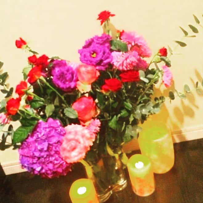 近藤英恵さんのインスタグラム写真 - (近藤英恵Instagram)「嬉しい花束のプレゼント(((o(*▽*)o)))」11月7日 0時15分 - hanachan93