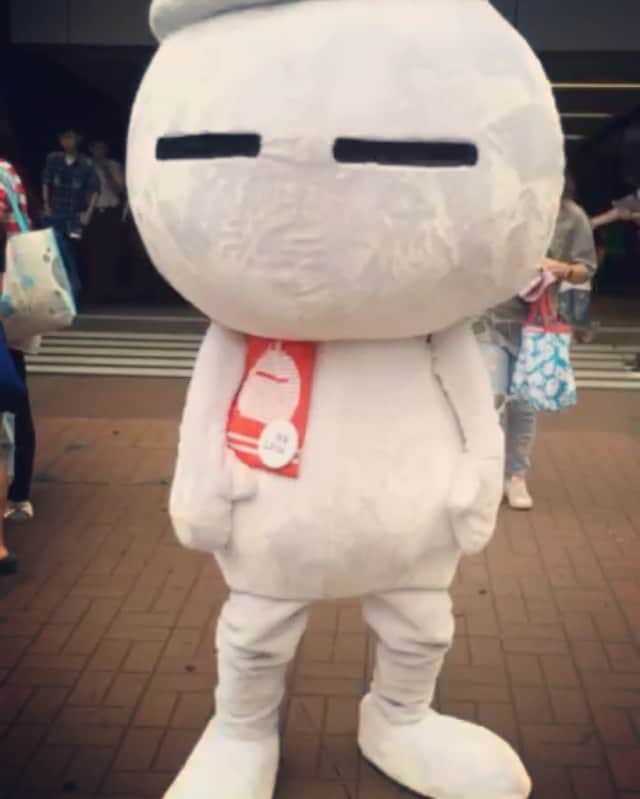 のインスタグラム：「Tuzki’s in Hong Kong! #Tuzki #兔斯基 #Link #領展 #聖誕好輕Zone #HongKongMallEvent #香港商場活動 #Christmas」