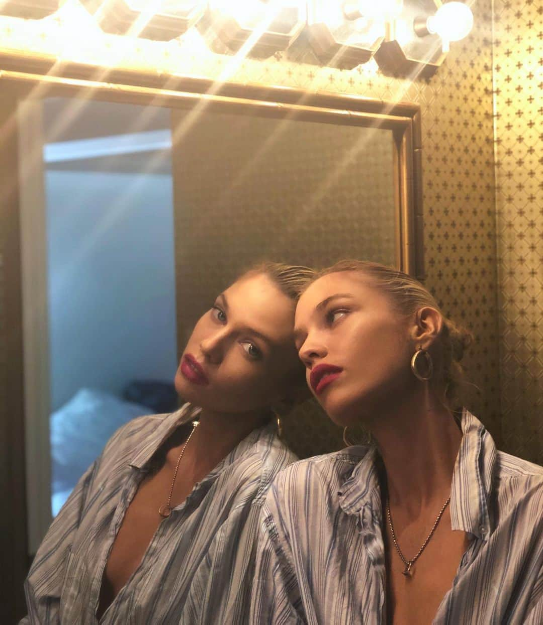 ステラ・マックスウェルさんのインスタグラム写真 - (ステラ・マックスウェルInstagram)「🤍」4月15日 3時31分 - stellamaxwell