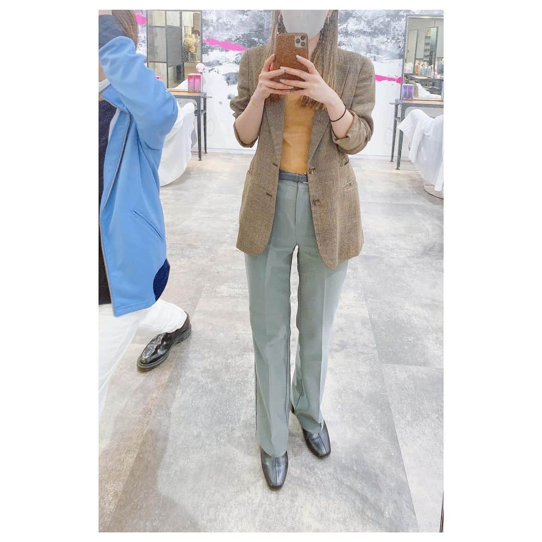 久保山香奈さんのインスタグラム写真 - (久保山香奈Instagram)「同じ物を色違いで買う癖治したい💭 #fashion」4月15日 11時13分 - kaaana227