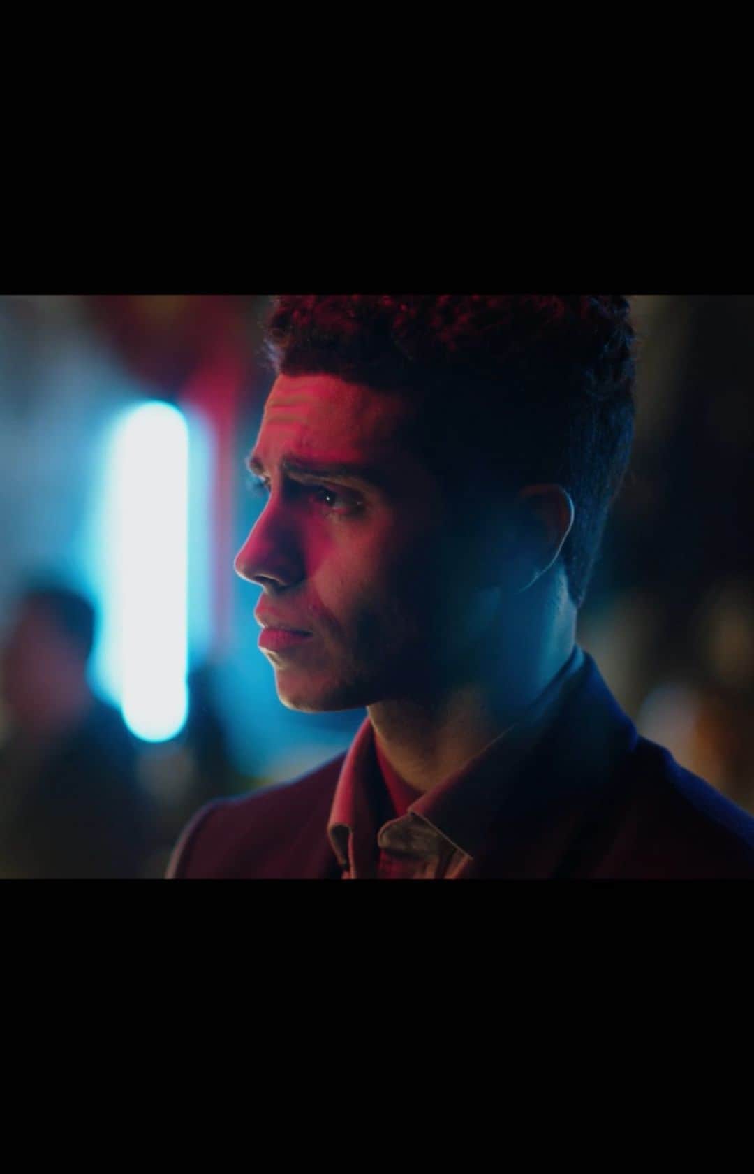 メナ・マスードのインスタグラム：「Check. #RunThisTownMovie out on digital next week. Check.」