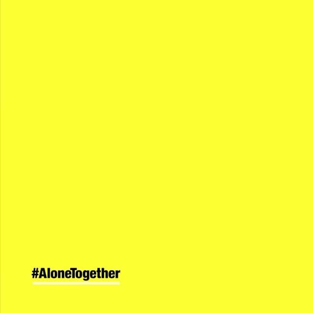 のインスタグラム：「Please consider giving what you can to first responders - they need all the support they can get right now.  #CoronaVirus #AloneTogether https://bit.ly/3afRN33」