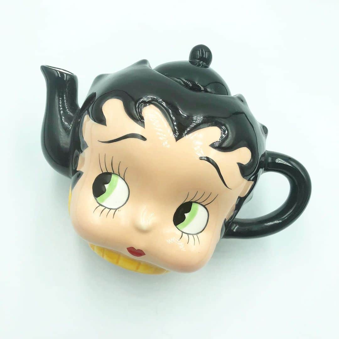 おもちゃやSPIRALさんのインスタグラム写真 - (おもちゃやSPIRALInstagram)「1997 Betty Boop Face Tea Pot﻿ 入荷しました！！ ﻿ ﻿ 4500円です！！」4月11日 13時08分 - spiral_toy