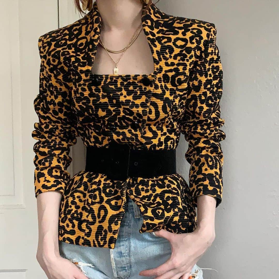 ジェーン・アルドリッジのインスタグラム：「I miss throwing on leopard jackets and going out and living my best Carole Baskin life!!!」