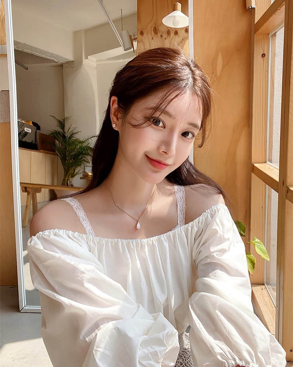 Chuuのインスタグラム：「Good morning🧡」