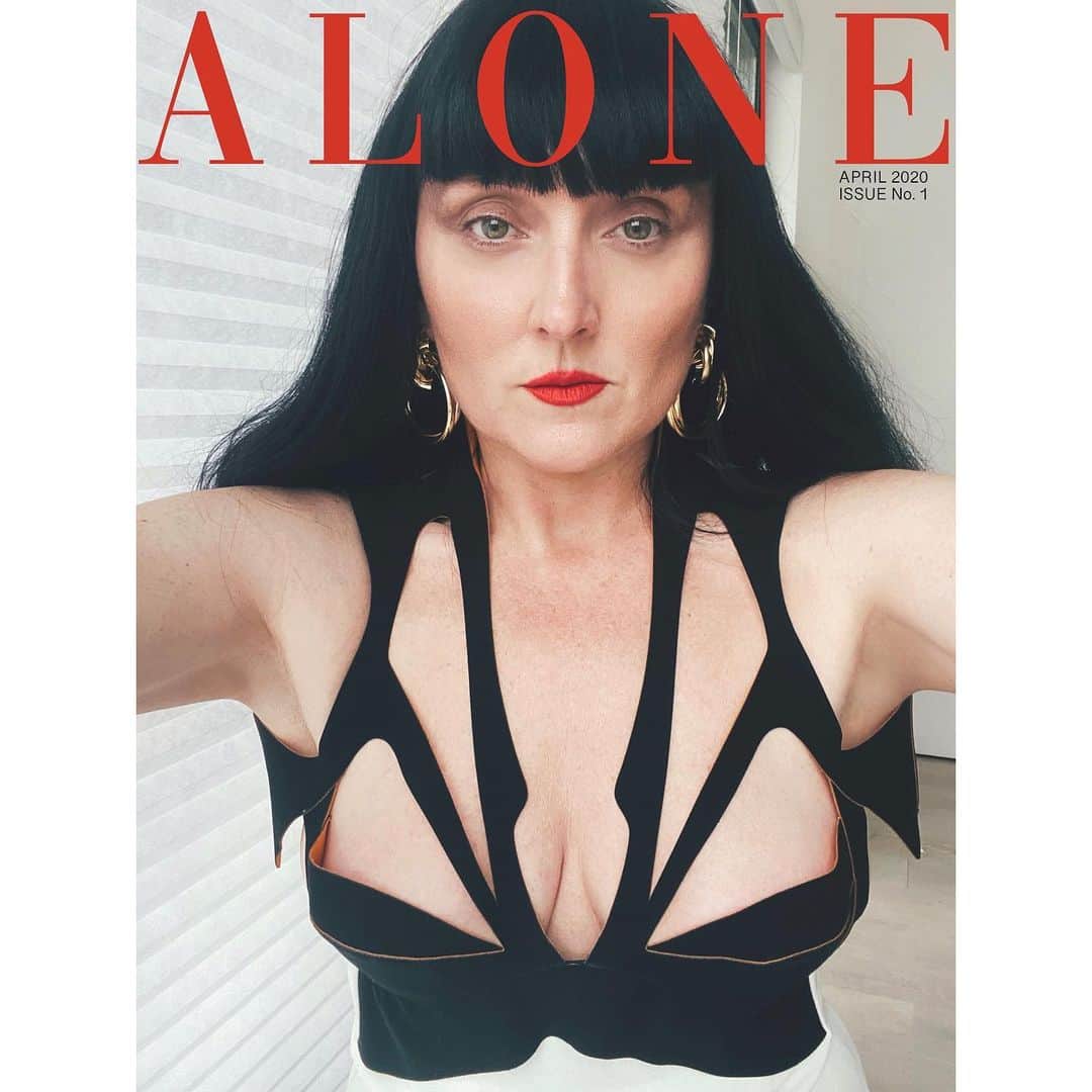 JO BAKERのインスタグラム：「I S O L A T E &  C R E A T E 💋 Heavily inspired by one of my all time favorite photographers #helmutnewton ..I wanted to create something for the #artistchallenge that felt honest, bold yet tested my own comfort level.  Like Newton ...imagery and people fascinate me and the art I create exists ideally on my clients. This format has been temporarily withdrawn from me .... but my urge to create does not dwindle. Expressing emotions, inspiration and developing visual fantasies is a huge part of who I am. Therefore I refuse to lay idle and wait ‼️ Photog - me  Graphic Design - @lesleyer  Creative Direction - me  Hair @clydehairgod  Style - @muglerofficial (a dress I bought @shopcurve on clearance years ago and never had a chance to wear it)  Nails - me  Earrings - models own  Makeup - by me #jobakermakeupartist 💋  Thank you @cwoodhair + @chadwoodhair for igniting the fire with this challenge and reminding me that you can always create a positive in a negative situation. 💋」