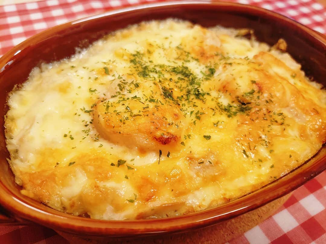 葉山いくみのインスタグラム：「今日の晩ごはんはシーフードドリア🦐 ドリア大大大好物(⸝⸝ˊ࿀ˋ⸝⸝) #おうちごはん」