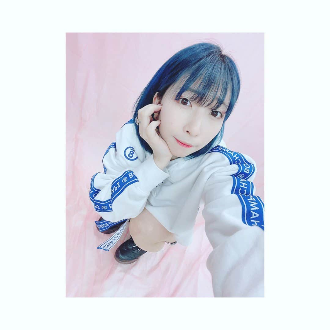 佐藤梨菜さんのインスタグラム写真 - (佐藤梨菜Instagram)「写真撮らなきゃだったから青色入れ直した🔹 #FEAM #idoll #青髪 #いいね #셀카 #셀카샷 #좋아요 #좋아요환영 #팔로우미」4月11日 21時56分 - _ri7_s2