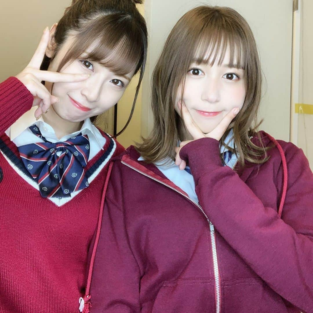 大場美奈さんのインスタグラム写真 - (大場美奈Instagram)「✌🏻 制服着た28さいたちのJKごっこ。」4月11日 22時25分 - obamina__43