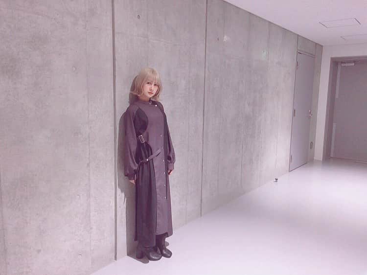 吉田有里のインスタグラム：「#放課後デイズ の時の衣装△▼﻿ ﻿ one-piece:#unitedtokyo ﻿ ﻿ マネージャーさんが上手に撮ってくれたから﻿ いっぱい載せよう﻿ ﻿ すごく気に入ってる服です﻿ これ一枚で、るんたるんたお出かけできる日が早く来るといいなぁ。 ﻿ ﻿ そのうちあげよう〜と思っていた写真、﻿ ちまちまアップしますね、﻿ (と思ってフォルダを漁る日々…)﻿ ﻿ #よしだふく #ootd #fashion」