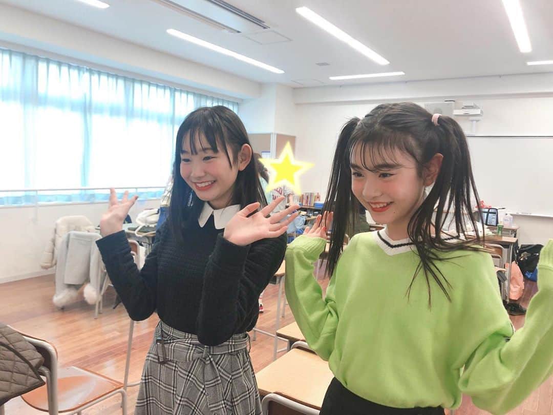 ニコ☆プチのインスタグラム：「楽しそうだな😗🎶💘💃 #川合菖蒲  #近藤藍月  #最後むずかしー😑 #ってなってるな🤧」