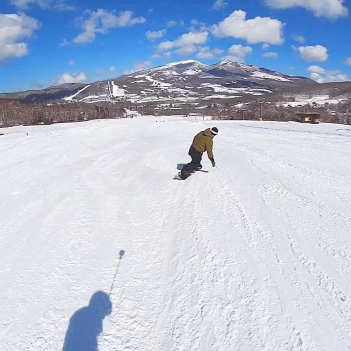 池田信太郎のインスタグラム：「冬の思い出。🏂 久しぶりの雪山にしては悪くない感じ。 @snowbank_daze 有難う！  #映像で我慢  #コロナ収束を願うばかり #おうち時間  #stayhome」