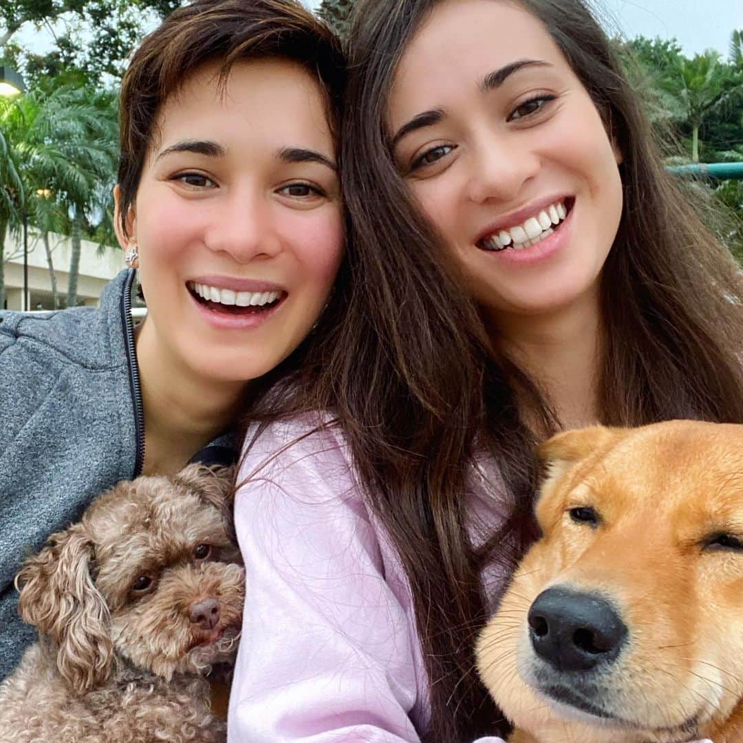 セリーナ・ジェイドのインスタグラム：「Happy siblings day! Love u little Jilly bean!」