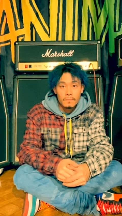 WANIMAのインスタグラム：「ギター弾いてみない動画アップしました。﻿ ﻿ 「春を待って」はコチラからお聴き頂けます!!﻿ ﻿ https://wanima.lnk.to/hm﻿ ﻿ #WANIMA」
