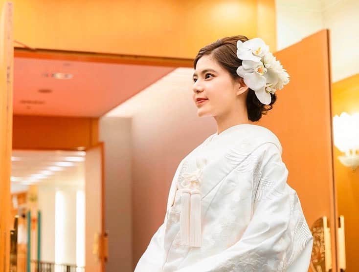 畑有里紗さんのインスタグラム写真 畑有里紗instagram 12月のanaクラウンプラザホテル様の撮影で 着せていただいた白無垢 へアードは生花の胡蝶蘭 ブライダル撮影はちょこちょこさせてもらってたけど ドレスではなく和装するのは3年ぶりでした フィードに