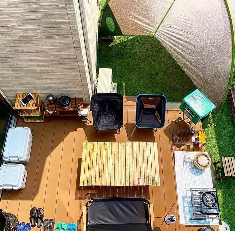 hinata_outdoorさんのインスタグラム写真 - (hinata_outdoorInstagram)「@kaykcampさんのpic✨﻿ ﻿ 庭キャンプの様子✨こんな素敵な空間ができるなら、お庭でも十分キャンプ気分を満喫できそうです☺️ ﻿ 🌳🌲🌸🌳🌲🌸🌳🌲🌳🌲🌸🌳🌳﻿ ﻿ 【おうちキャンプ投稿募集中🏠】﻿ #おうちhinata をつけておうちキャンプシーンを投稿してください🎵﻿ 素敵な投稿を記事内、アカウントでご紹介します✨﻿ ﻿ 🌳🌲🌸🌳🌲🌸🌳🌲🌳🌲🌸🌳🌳﻿ ﻿ 🚙キャンプや山登りのアウトドア情報はプロフィールのURLから﻿ ➡ @hinata_outdoor﻿ ﻿ 🍖美味しそうなキャンプ料理の写真は﻿ ➡️ @hinata_gohan⠀⠀⠀⠀⠀⠀⠀⠀⠀⠀⠀⠀⠀﻿ ﻿ #キャンプ #アウトドア #キャンプギア #アウトドアギア #キャンプ道具 #キャンプ場 #キャンプインテリア #キャンプ部 #ファミキャン #キャンプ初心者 #キャンプ収納 #キャンプ女子  #ソロキャンプ #グループキャンプ #グルキャン  #camp #outdoor  #冬キャンプ #アウトドアインテリア #春キャンプ #リモートワーク #在宅勤務 #おうちキャンプ #ベランピング　#スノーピーク #ランドロック」4月11日 21時23分 - hinata_outdoor