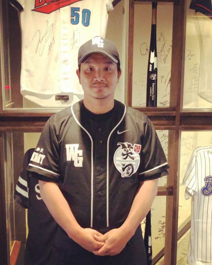 大西宏明のインスタグラム：「初熱男のわりには良い熱男出来たと思います😂 @tsuyoshiwada.21 から回ってきた　#熱男リレー 皆さん共に乗り越えましょう‼️ 僕からの指名は💡😆次は貴方です✨  @kazumi.66 (ホークスの大エース御願いします🤗) @usk_kmj (元高校球児 スーパーアーティスト🎤) @shinya_kiyozuka (西武ファンのピアニスト😆) @18_maeken (絵心ないメジャーリーガー🤗) @shuiigano (鰻谷界隈に広めて下さい😜) @sakai_shrikes (寮生全員で熱男〜宜しくです)」