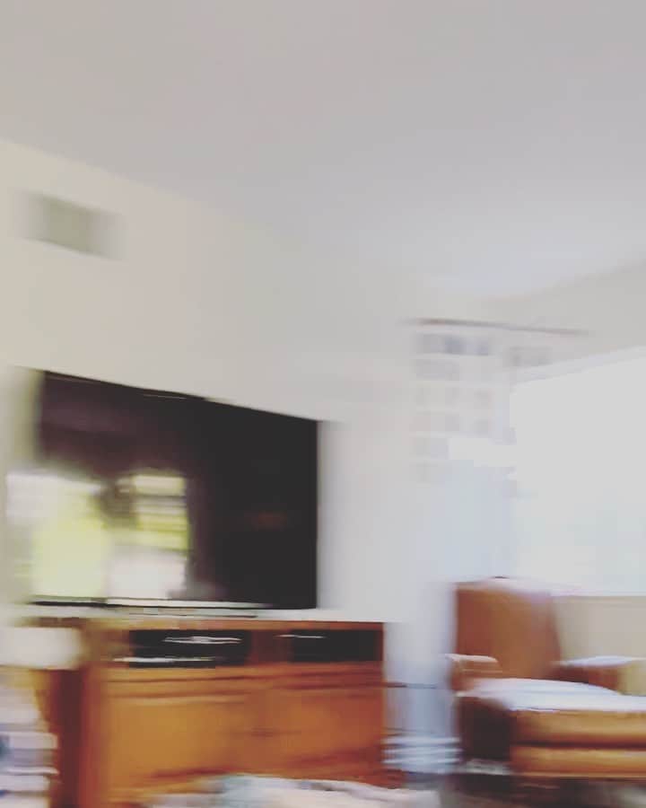 カイル・ガルナーのインスタグラム：「Dad no more dance fighting!!!!」