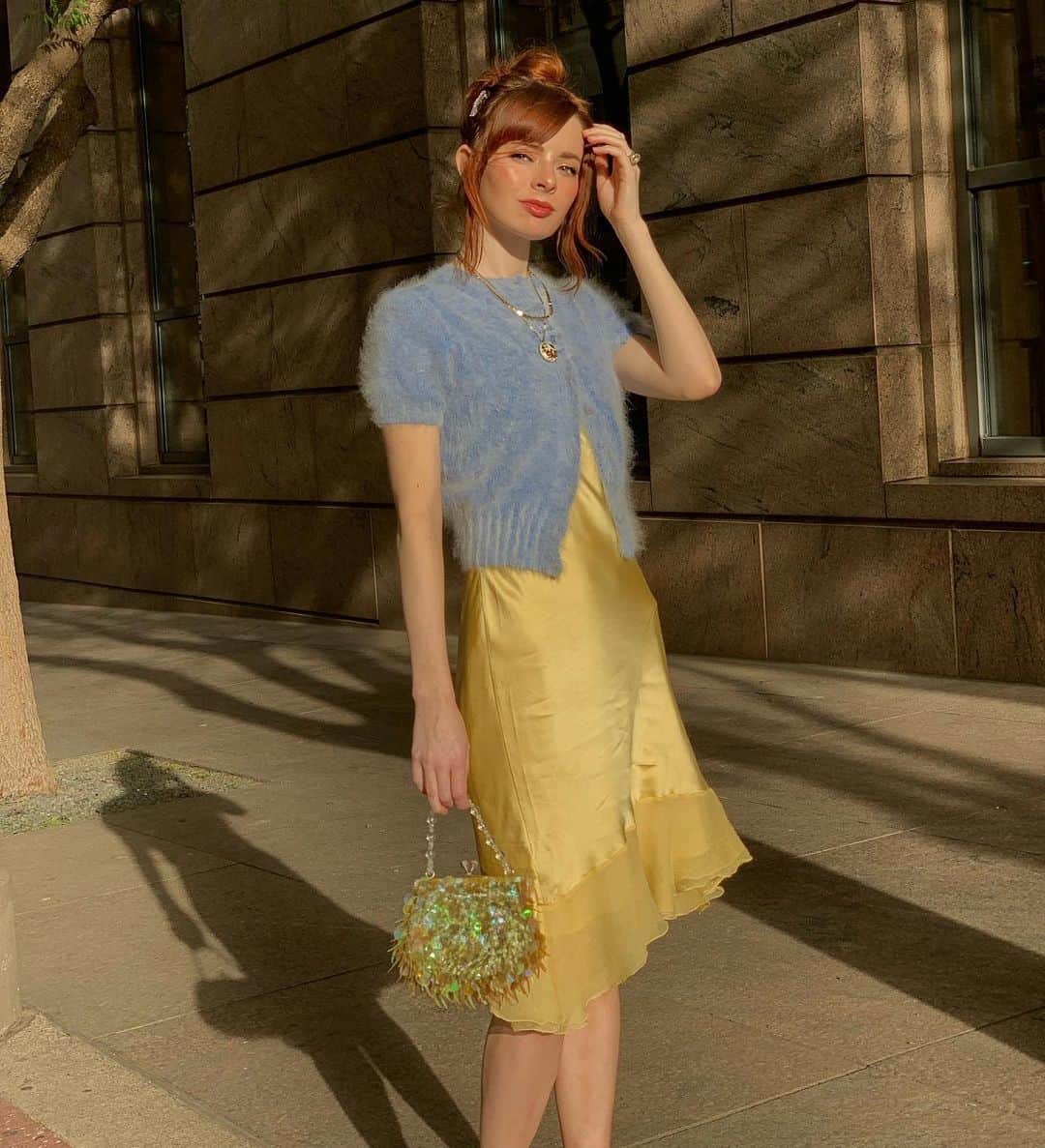 ジェーン・アルドリッジのインスタグラム：「Easter egg mood 🐰🐰🐰 (this is old, I am most definitely staying home right now 🏡 )」