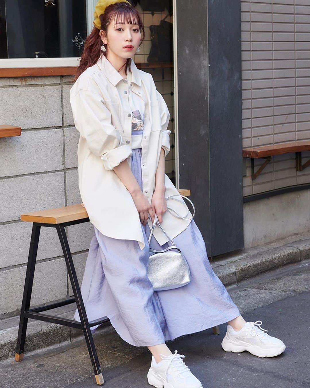 GRLさんのインスタグラム写真 - (GRLInstagram)「【👆画像をタップすると購入できるよ👆】 古川優香さん着用 @iamyukaf #さんこいち #古川優香 #outfit #ootd #outfitoftheday #girl #girls #fashion #coordinate #followme #オフショット #コーデ #コーディネート #grl #グレイル #プチプラ #ファストファッション #通販 #通販サイト #ワイドパンツ #ビッグジャケット #テーパードデニム」4月12日 10時04分 - grl_official