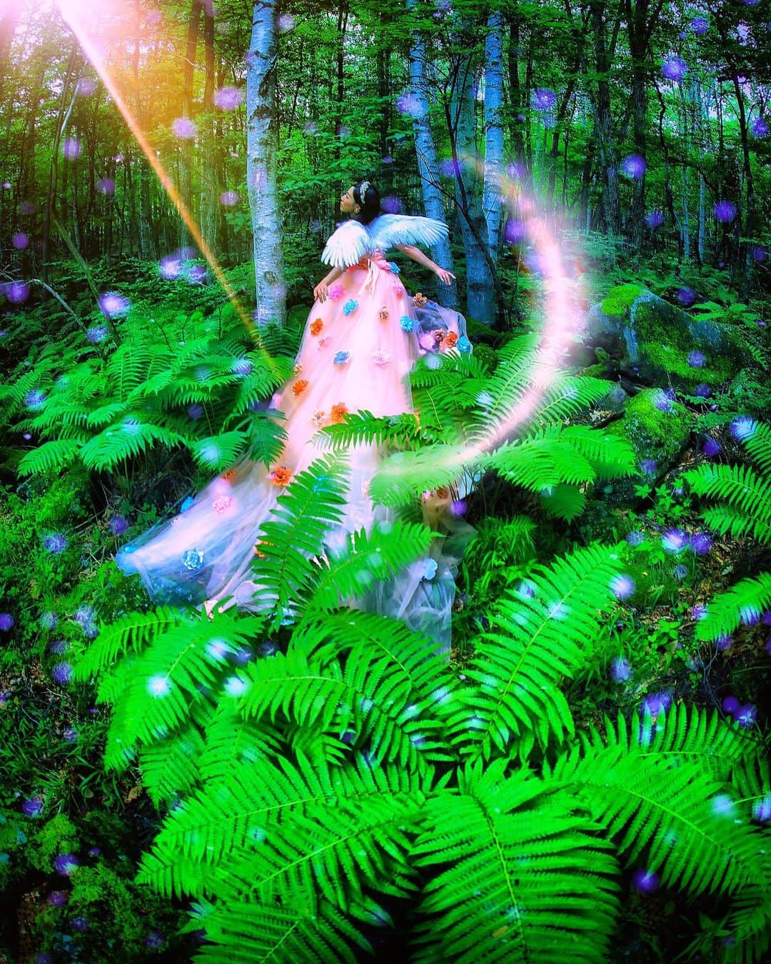 舘林佳史さんのインスタグラム写真 - (舘林佳史Instagram)「ファンタジー✨﻿ ドラマティックフォト☺️✨﻿ ﻿ ﻿ ✨天使の森🧚‍♀️🦋﻿ ﻿ 白樺の森とても綺麗でした🥰💕﻿ ﻿ ﻿ ﻿ ﻿ 誰でも物語の主人公になれるをキャッチコピーに﻿ ドラマや映画の物語のワンシーンの様なDramaticStoryPhot﻿ と言う名前で活動作品作りをしています。﻿ ﻿ 大好評のドラマティックフォトのご依頼は﻿ このクオリティーで30000円〜(ほぼ諸経費)﻿ で受け賜わっています)^o^( ﻿ 素敵な作品を一緒に作りたい！﻿ コラボレーションしたい 美容師・メイクアップアーティストさん ・服飾デザイナーさんクリエイターさんも随時募集中です✨﻿ ﻿ お姫様になりたい👸﻿ 物語の主人公になってみませんか^ ^⁉︎﻿ ﻿ たった一枚の写真で人生が変わる‼️﻿ ﻿ ✨作品作り体験モデルに興味がある方 ﻿ ドラマティックフォト依頼 撮影依頼 ﻿ 体験モデル募集﻿ ①お名前②地域③年齢④身長⑤LINE ID⑥応募理由やお問い合わせ内容⑦最近の髪型スタイルの分かる写真をDMまたはLINE ID510661下さい✨﻿ 📩﻿ モデル宣材撮影 コンポジ Book作り プロフィール撮影 ブライダルフォト記念撮影 衣装レンタル 成人式 着物 ドレスロケーションフォト スチール サロンモデル撮影 写真集等撮影のご依頼何でもお気軽にお問い合わせDM下さい✨📩 ﻿ ﻿ #白樺の森 #穴場スポット﻿ #インスタ映えスポット﻿ #天使のすみか  #妖精の森  #観光スポット #フリーモデル#ドラマティックストーリーフォト#インスタ映え#作品作り #撮影依頼#講習会#シューティング#撮影依頼募集中 #ファインダー越しの私の世界 #写真を撮るのが好きな人と繋がりたい  #ストロビスト#ポートレート#ポートレートモデル#モデル募集#被写体#ロケーションフォト#カメラマン#フォトグラファー##excellent_portraits #photographer#ig_bless_women#東京カメラ」4月12日 10時41分 - tatephotox