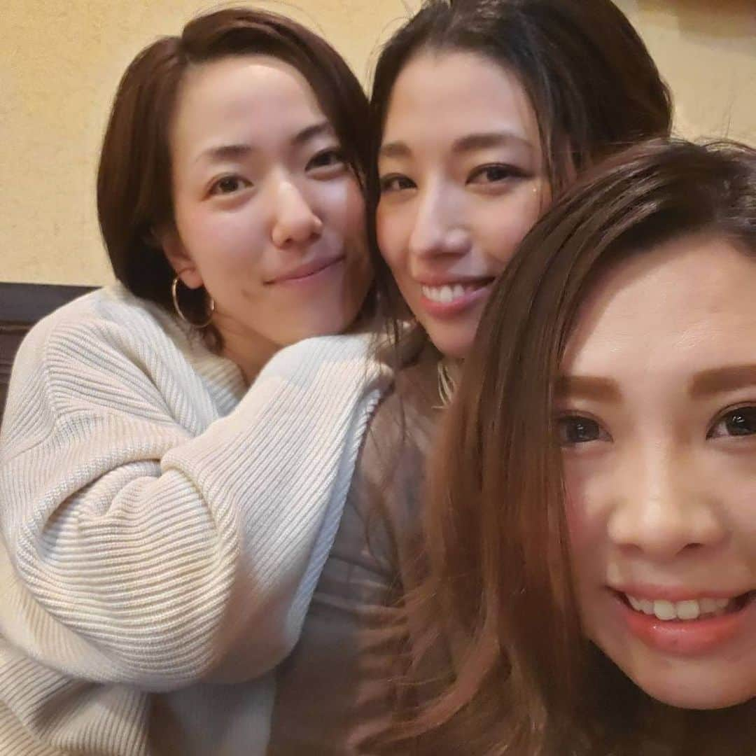 笠りつ子さんのインスタグラム写真 - (笠りつ子Instagram)「コロナが収束したら  会いたい人に 会おうね❤︎☺️」4月12日 13時57分 - ryuritsuko