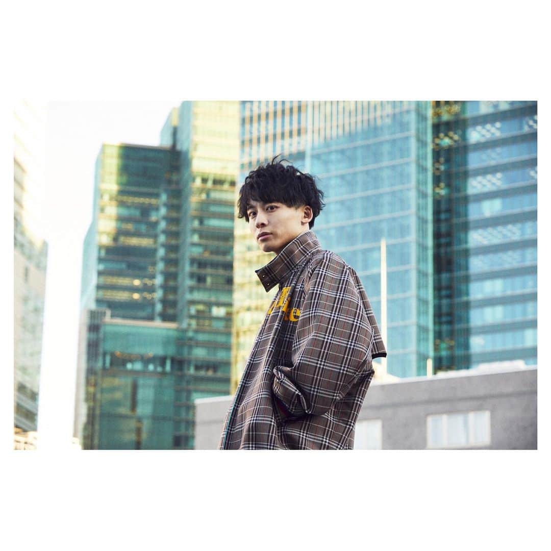 のインスタグラム：「Da-iCE new album "FACE" 2020,4,29 release. (👔 by @kolorofficial)」