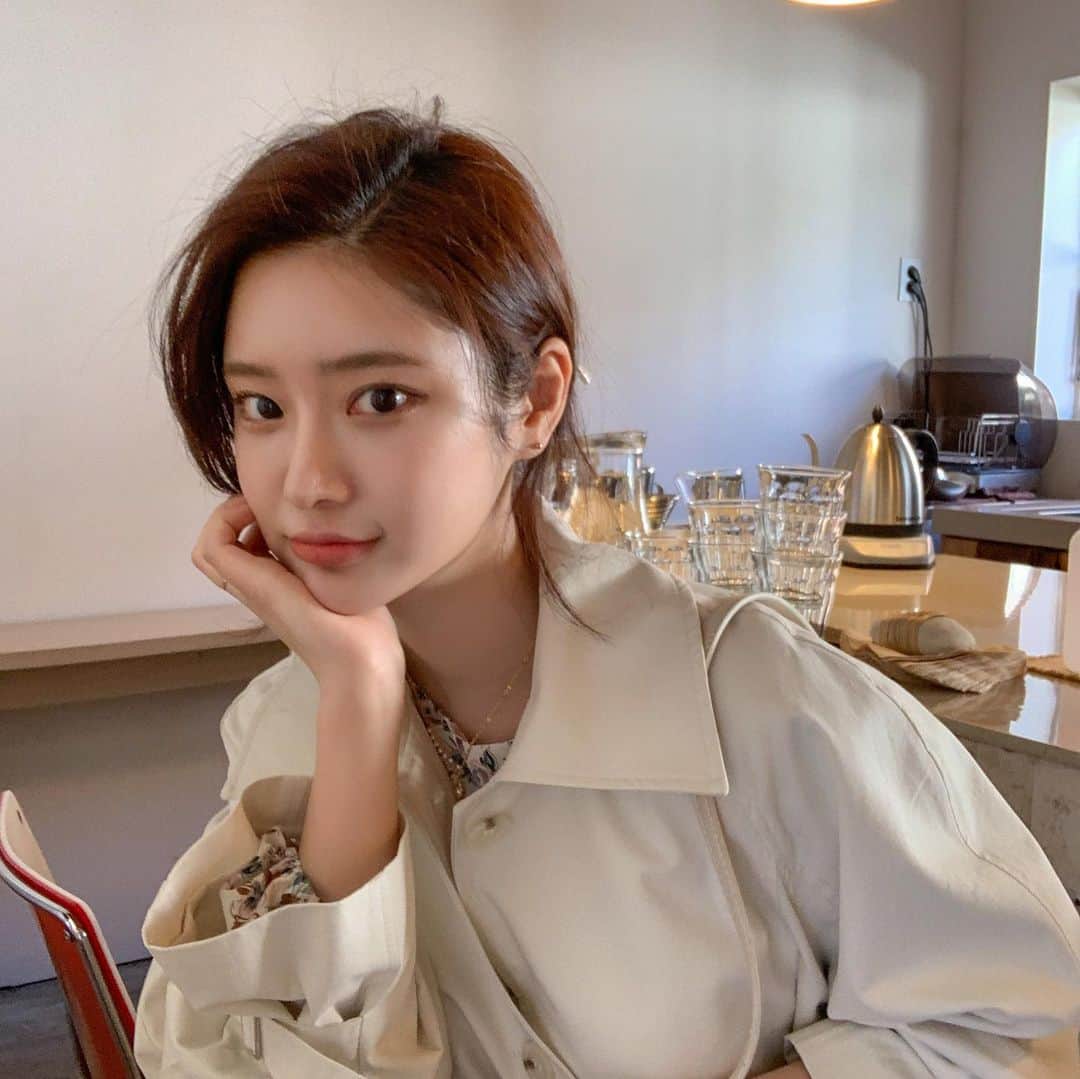 Chuuのインスタグラム：「츄멤님들❤️남은 주말 즐겁게 보내세요~☕️ #chuuseoul」