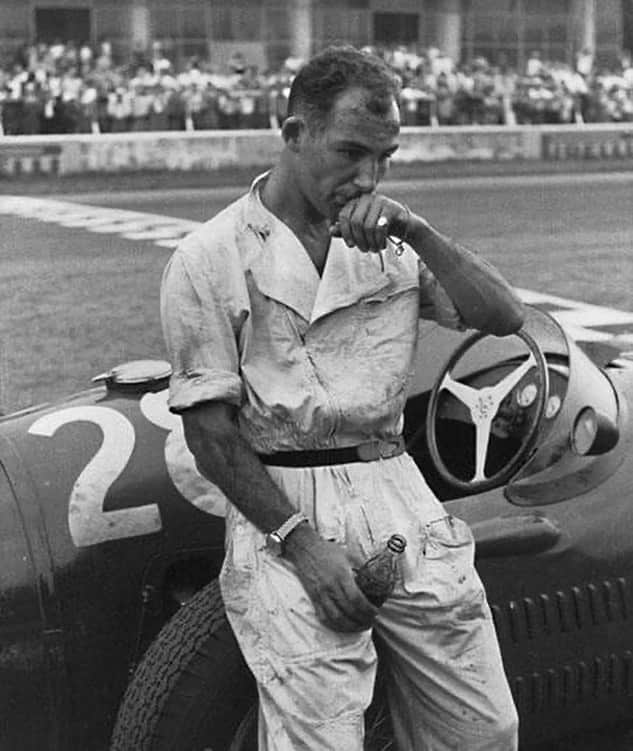 ジェームズ・ロシターのインスタグラム：「Sir Stirling Moss. What a pleasure it was to have met you and heard some great stories. Thank you for everything you did for our sport. An amazing personality and spirit. Enjoy the crumpet 🙏🏼 R.I.P.」