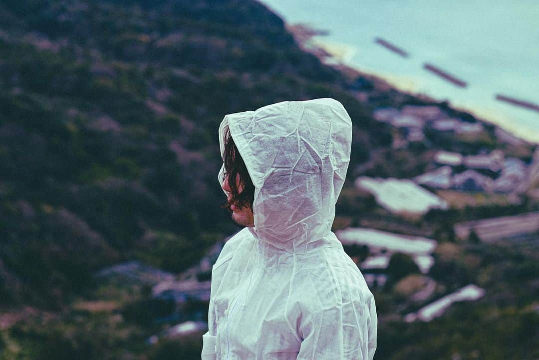 umoyrのインスタグラム：「Stay true to yourself.」