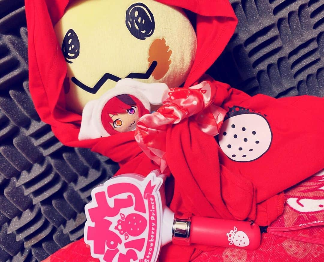 莉犬さんのインスタグラム写真 - (莉犬Instagram)「🍓勝負服🎩✨ #すとぷり #莉犬くん 🍓すとぷりおうちで借り物競争企画！🍓」4月12日 21時12分 - riinukun