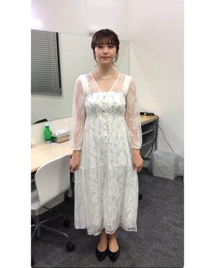 のインスタグラム：「※放送は終わっています  昨日のミッドナイト競輪の 衣装の写真撮れていなかったので、 ストーリーの動画載せます☺︎ . @willselection_official  のワンピースで白くてヒラヒラで お姫様気分になれました👸💓 . 放送は1週間以内なら見られるみたいです。 #abematv #ミッドナイト競輪」