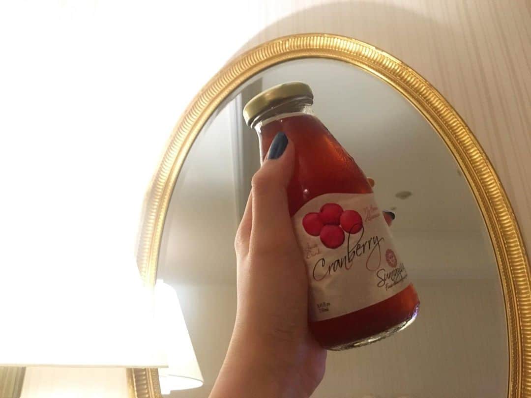 荒木悠衣のインスタグラム：「- おうちからでないっていうのも意外と疲れるよね🥺」