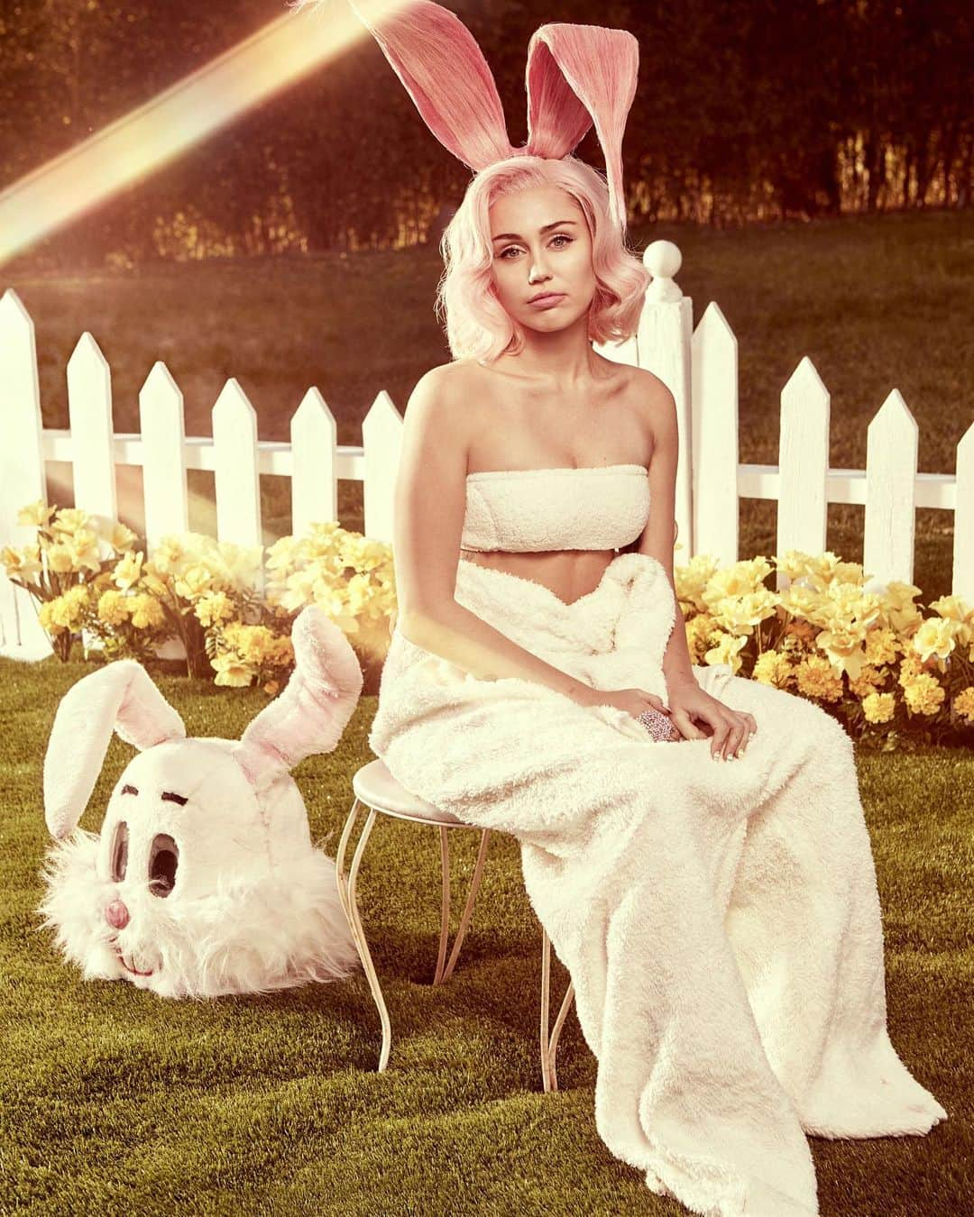 マイリー・サイラスさんのインスタグラム写真 - (マイリー・サイラスInstagram)「Hoppy Easter bunnnnniesss 🐰」4月12日 22時35分 - mileycyrus