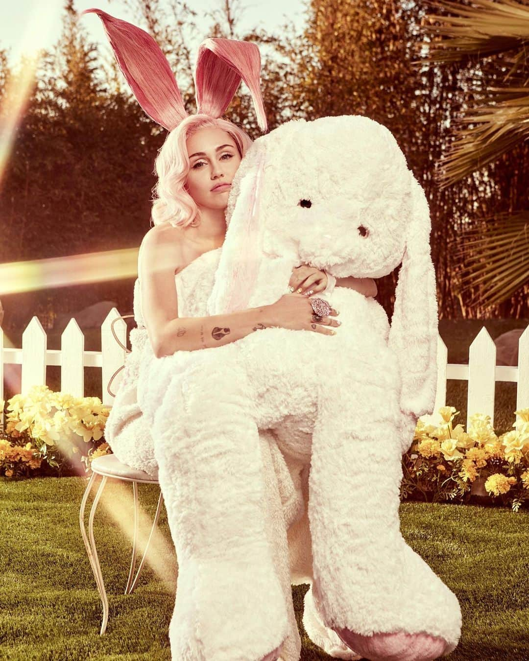 マイリー・サイラスさんのインスタグラム写真 - (マイリー・サイラスInstagram)「Hoppy Easter bunnnnniesss 🐰」4月12日 22時35分 - mileycyrus