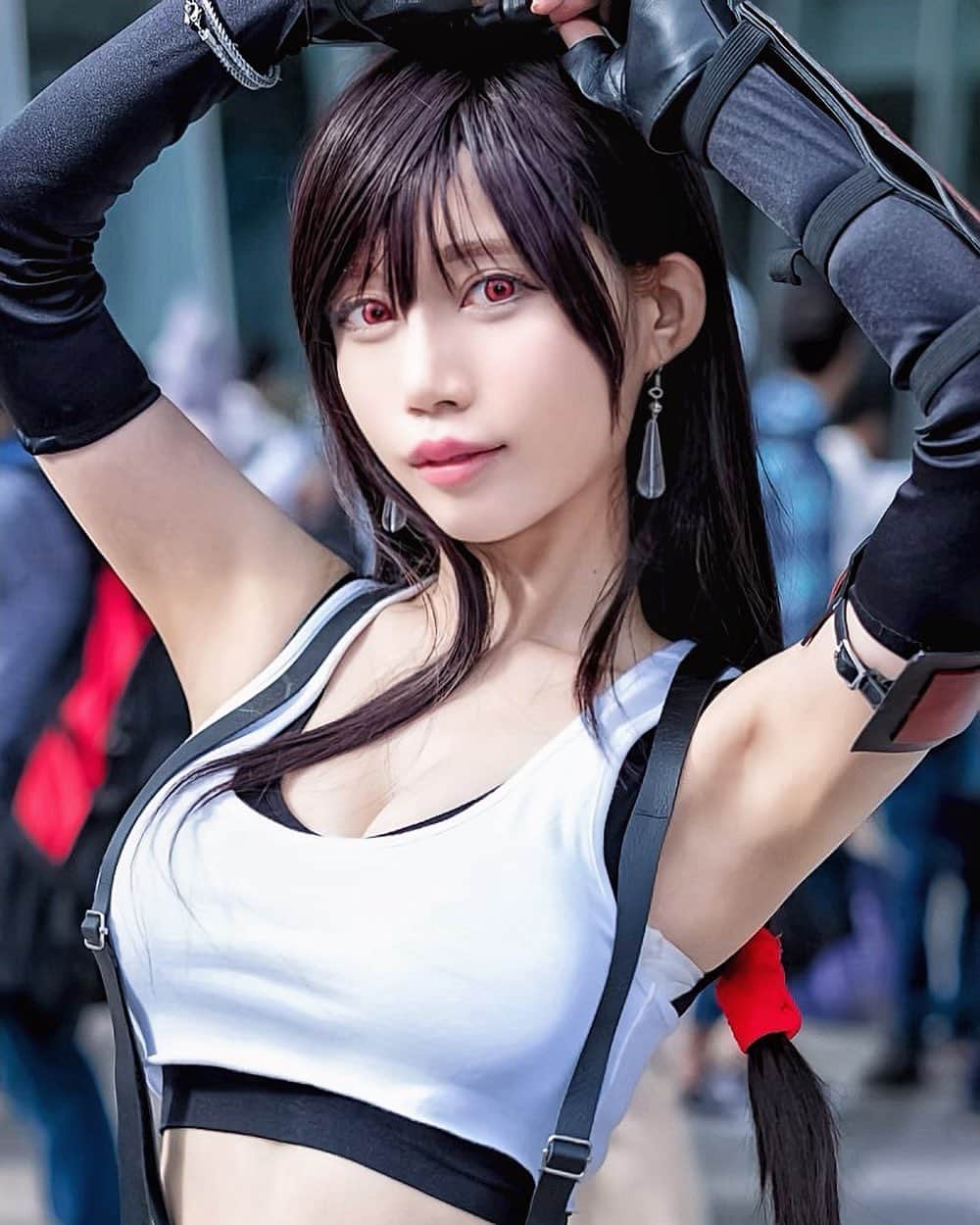 Rabiのインスタグラム：「It’s day 3, the last day of my #Tifa cosplay weekend. 🎉 I hope you guys enjoyed it. Thank you so much for all the likes and nice comments. It mean a lot to me. I know how stressful this week has been, we all are struggling with this now. Ever since my colleges and I started to work from home, I’ve been thinking what I can do other than just practice social distancing.  I thought the least I could do is to entertain people with my content. It is just a small thing but I believe that small things make a big difference.﻿ Stay healthy, stay safe🌸🙏🏻 ࿐⋆* #tifalockhart﻿ #tifacosplay﻿ #ティファロックハート﻿ #ff7r ‪#FF7R‬ #ffviiremake﻿ #ff7remake #Cosplay  #코스프레 #角色扮演 #cosplayer #coser  #角色扮演者 #japanesecosplay #japanesecosplayer #性感 #japanesegirl #instagravure #インスタグラビア ﻿」